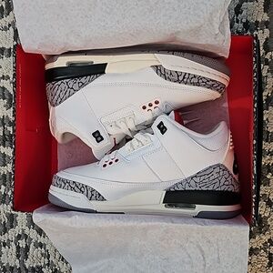 AIR JORDAN RETRO 3 (White Cement)